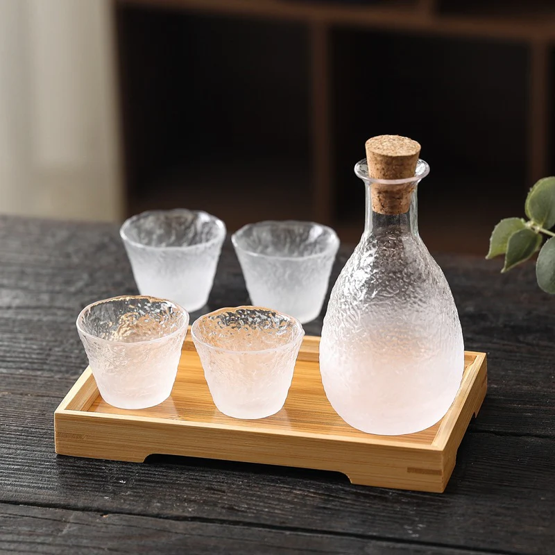 Cloud Collection Japanese Style Glass Sake Set