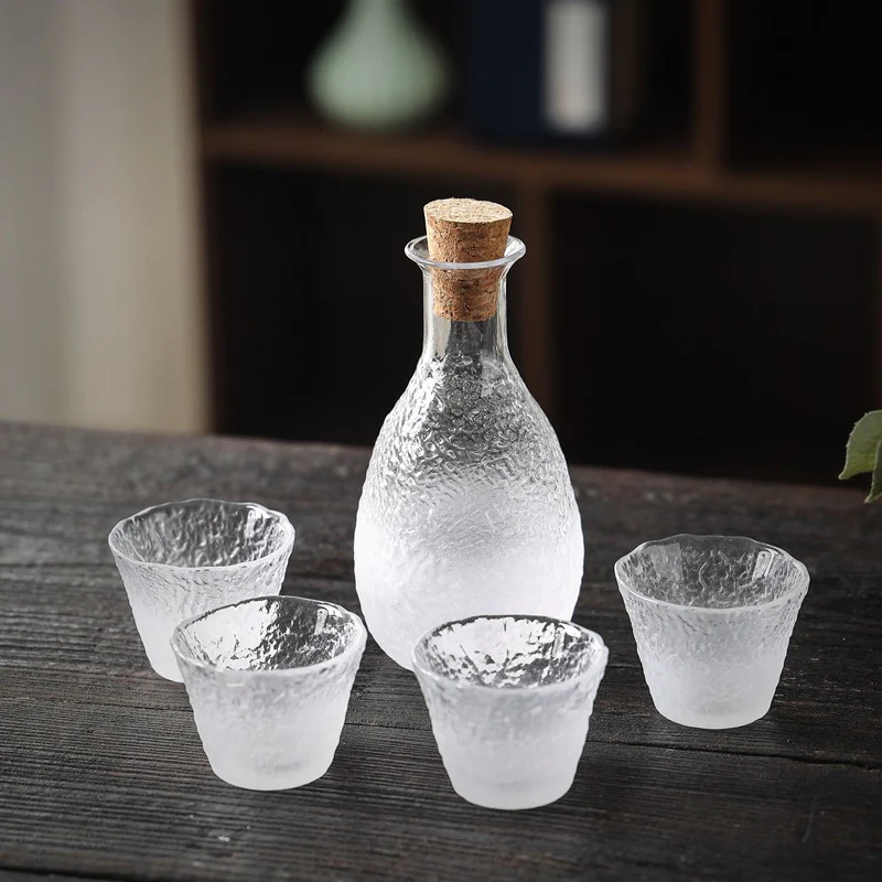 Cloud Collection Japanese Style Glass Sake Set
