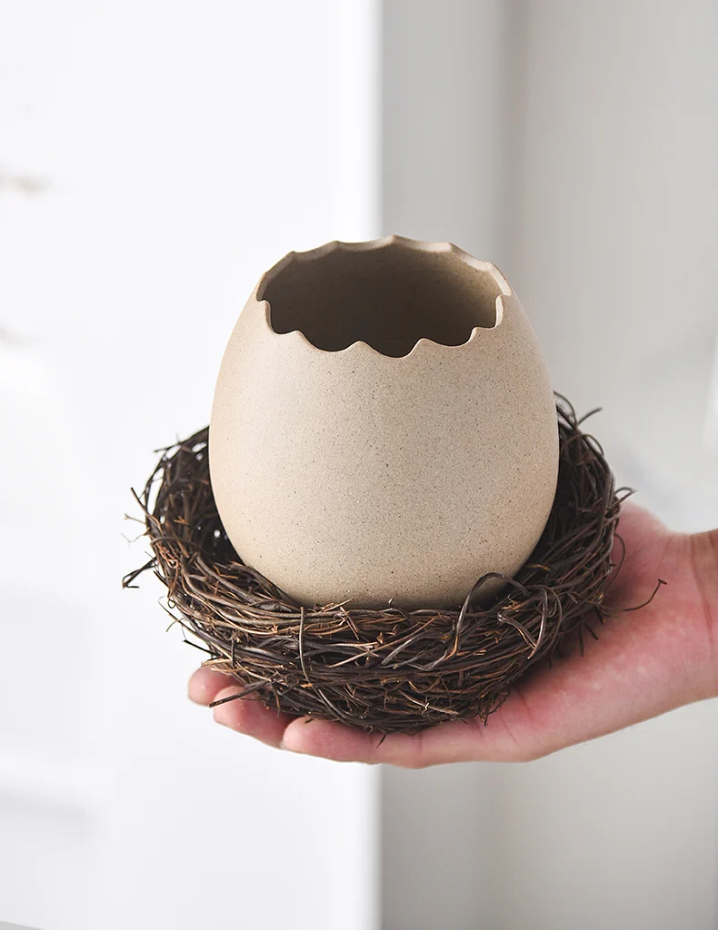 Broken Egg Shell Salad Bowl with optional Bird��s Nest Trivet