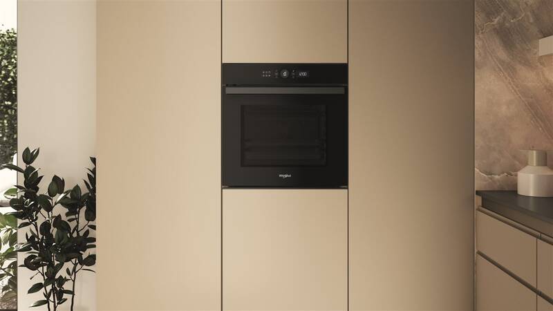 Trouba Whirlpool WOI4S8PM2SBA černá