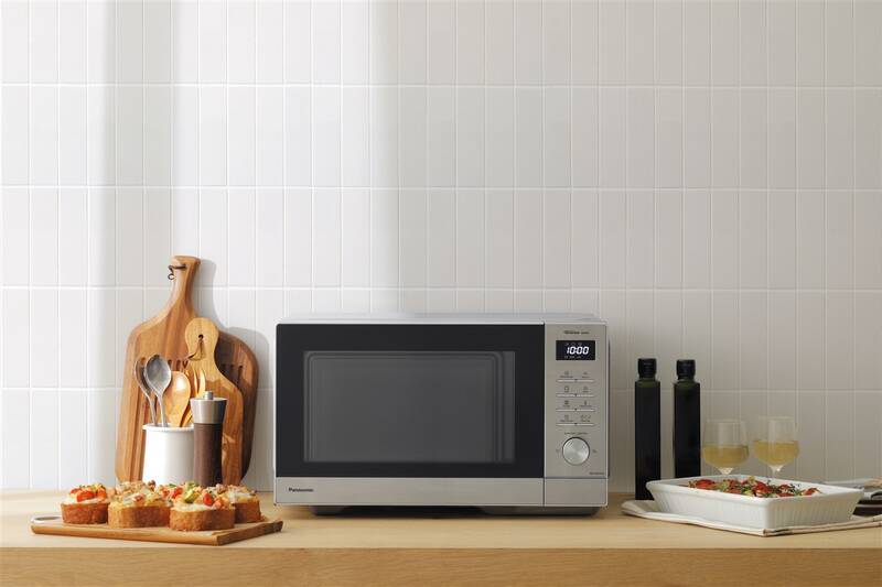 Mikrovlnná trouba Panasonic NN-GD39QSEPG šedá