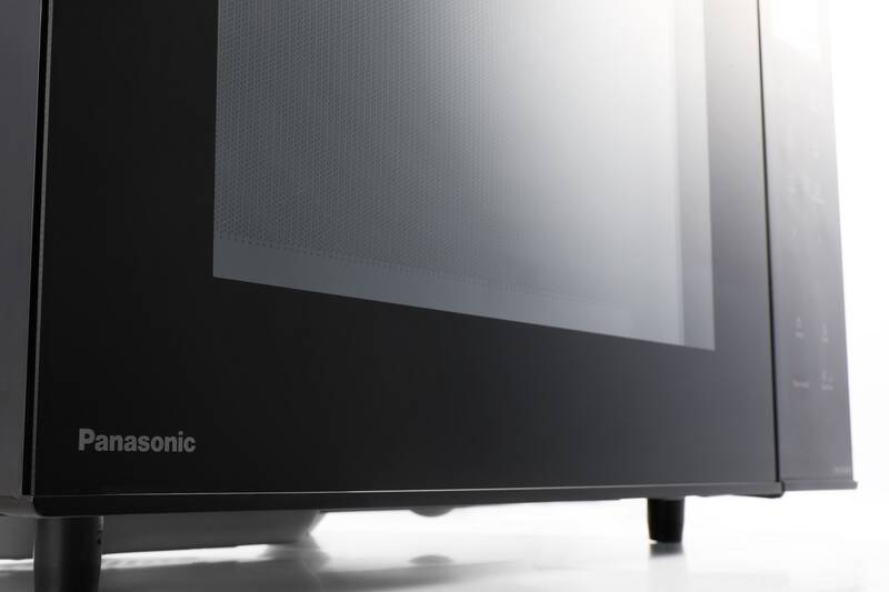 Mikrovlnná trouba Panasonic NN-DF38PBEPG černá