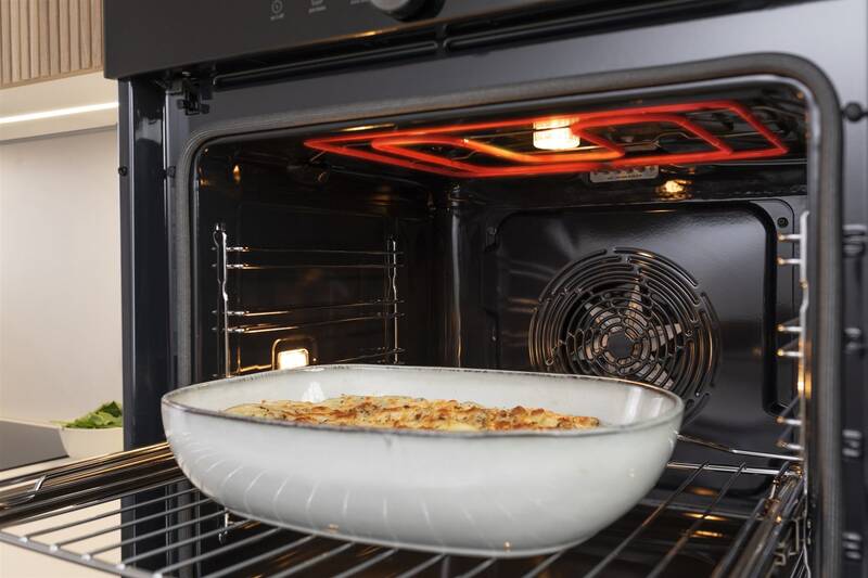 Trouba Gorenje GO66E PIZZA350C černá