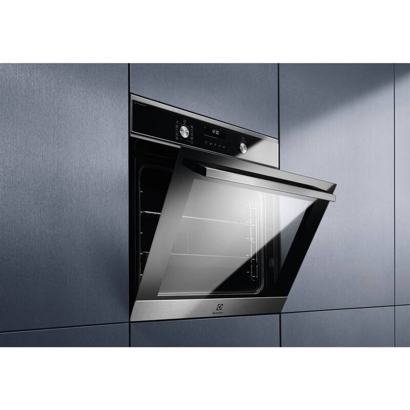 Trouba Electrolux 600 PRO EOD6P77X nerez
