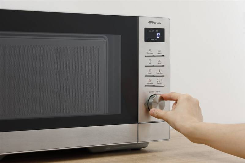 Mikrovlnná trouba Panasonic NN-GD39QSEPG šedá