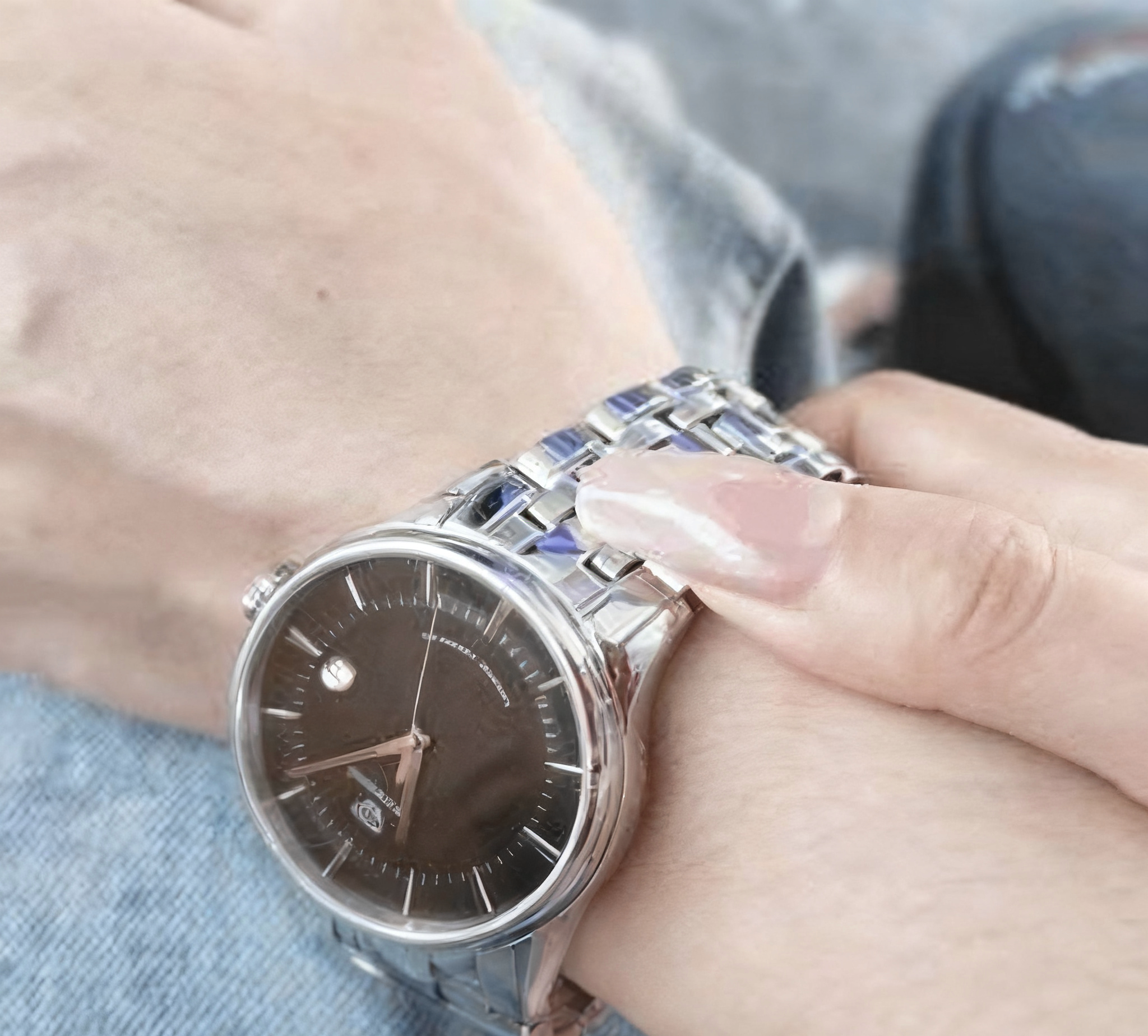 Elegante moderne Herrenuhr, Modell 75529