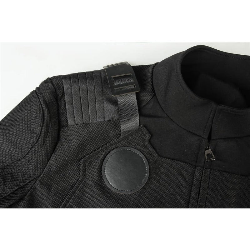 Костюм черного штурмовика Питера Паркера из фильма 'Человек-паук: Далеко от дома'