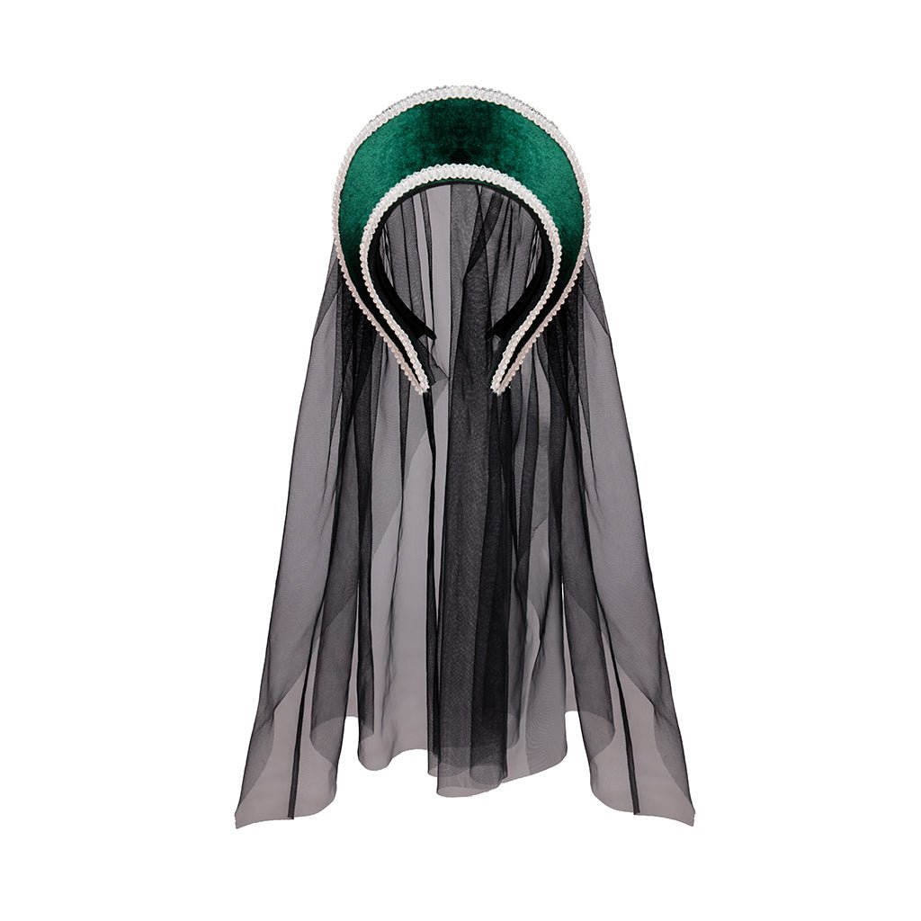 Синяя Тюдоровская шляпа с черной вуалью – Элегантный исторический головной убор для реконструкций и тематических мероприятий