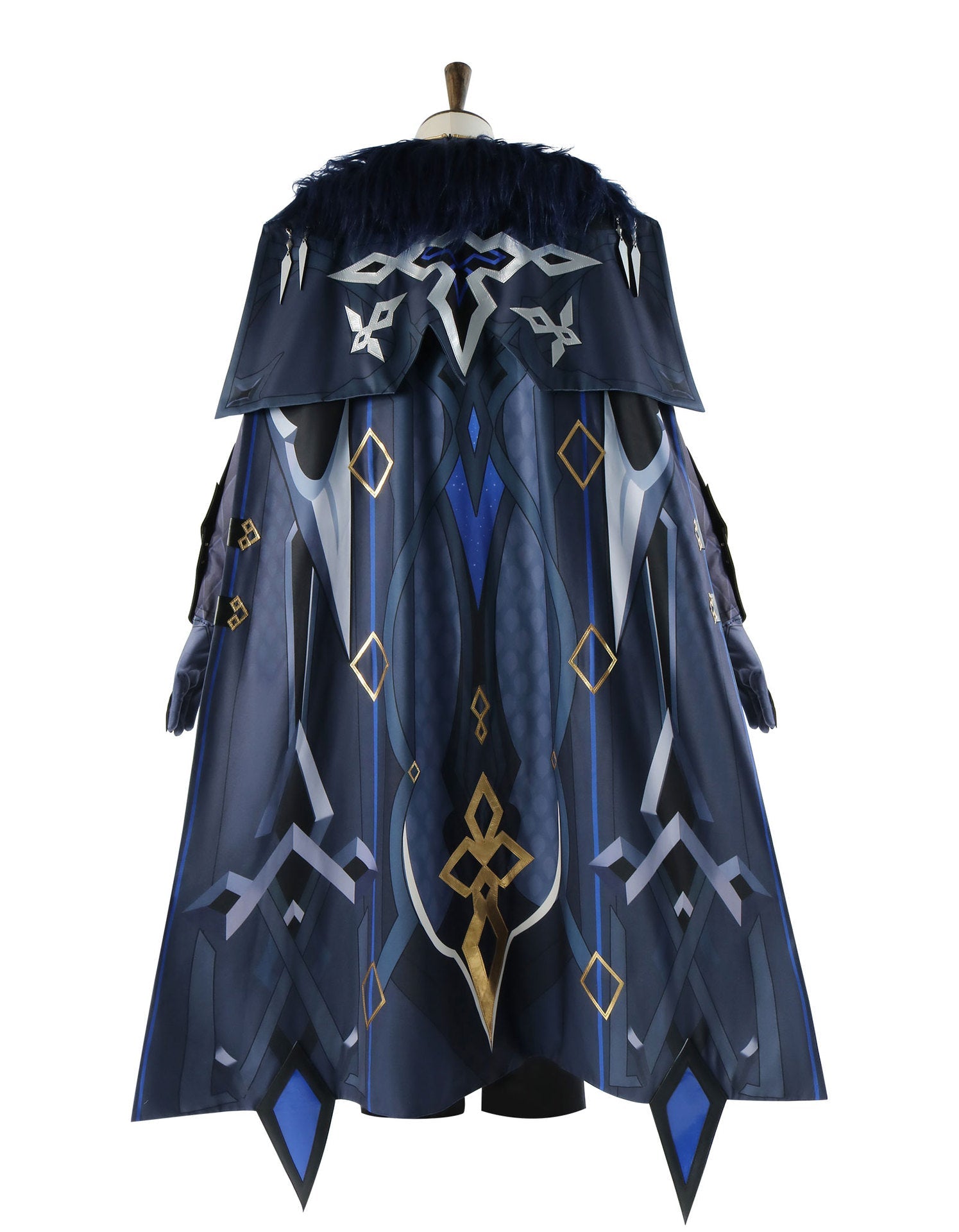 Костюм Капитано из Genshin Impact – Одежда Капитана Фатуи