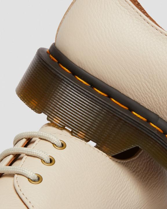 1461 Women's Virginia Leather Oxford Shoes