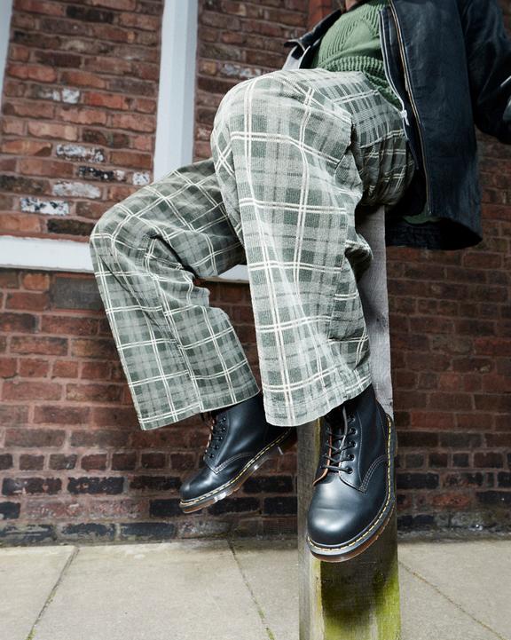 1460 Vintage Made in England Lace Up Boots