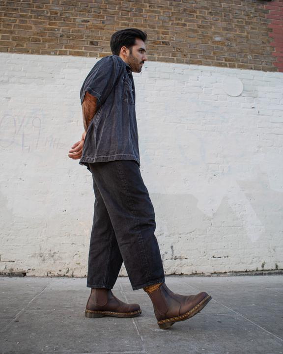 2976 Yellow Stitch Crazy Horse Leather Chelsea Boots