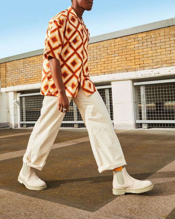 2976 Mono Milled Nubuck Leather Chelsea Boots