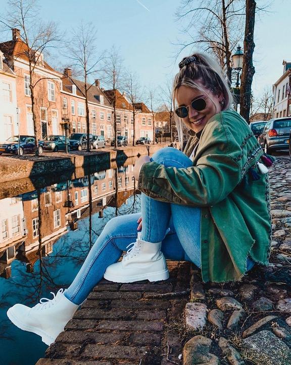 1460 Mono Smooth Leather Lace Up Boots