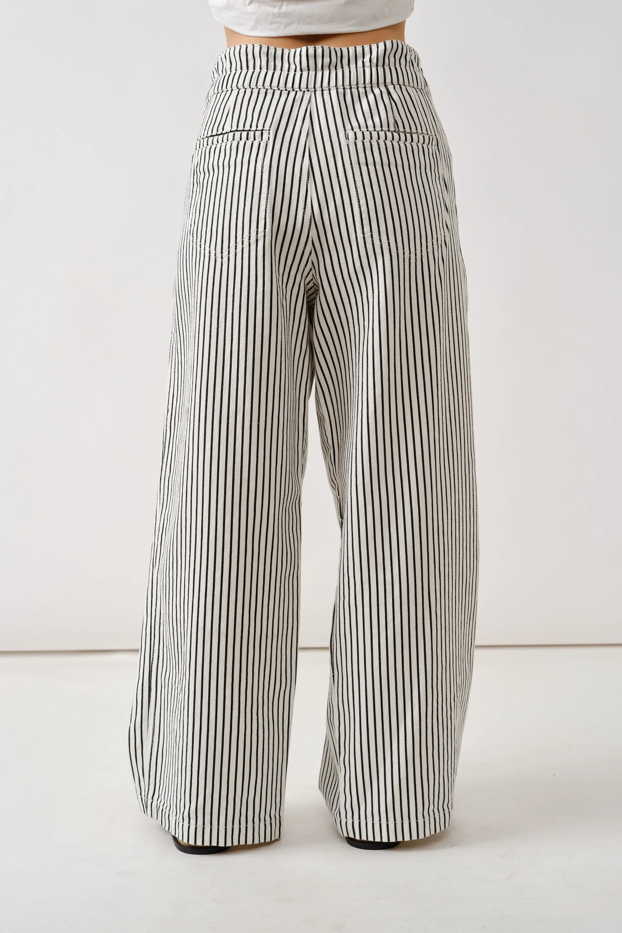 Stripe Wide Leg Pants With Tie Belt - XAYUYUE