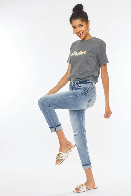 Medium Wash High Rise Cuffed Mom Jeans - XAYUYUE