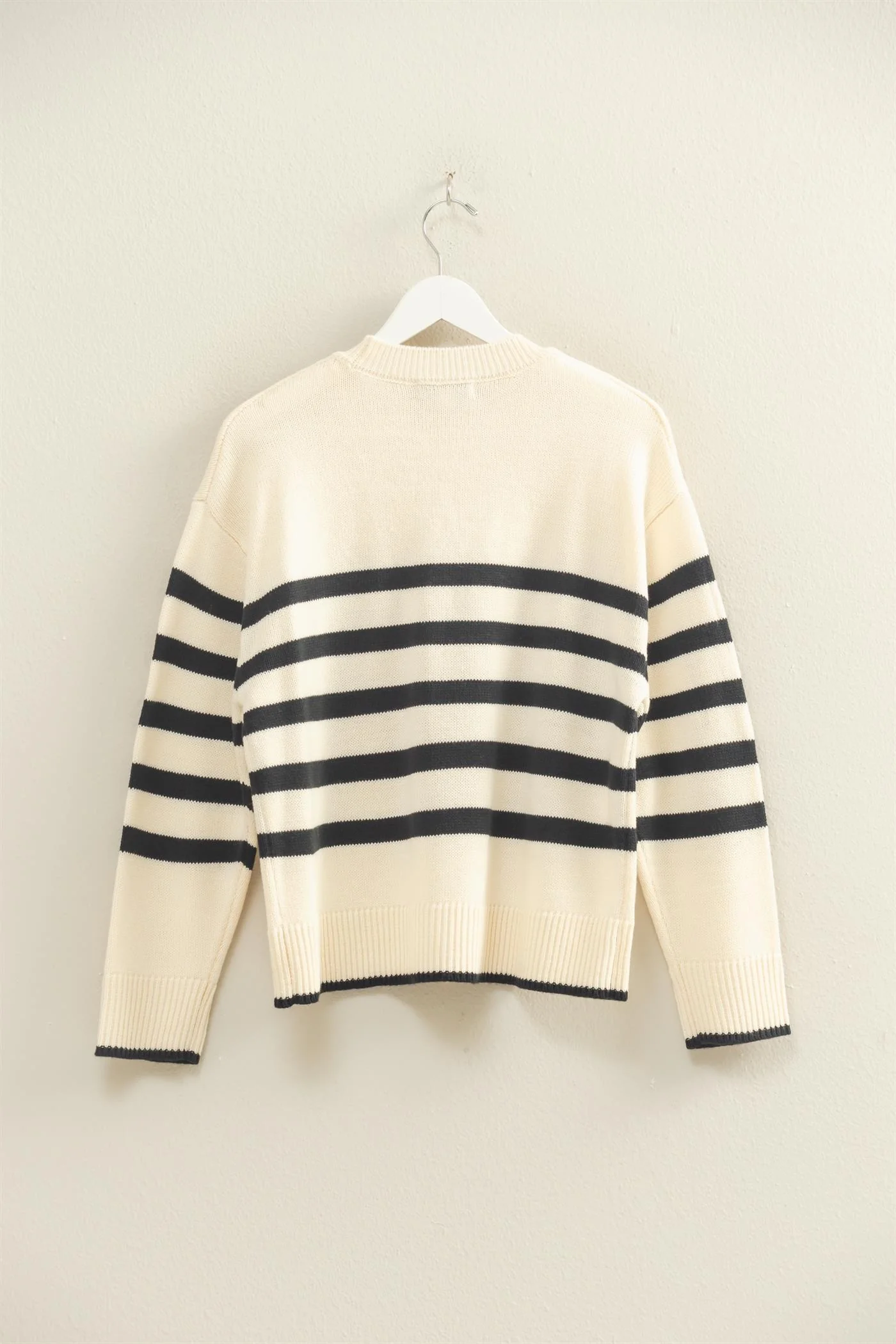 Striped Casual Crew Neck Soft Sweater - XAYUYUE