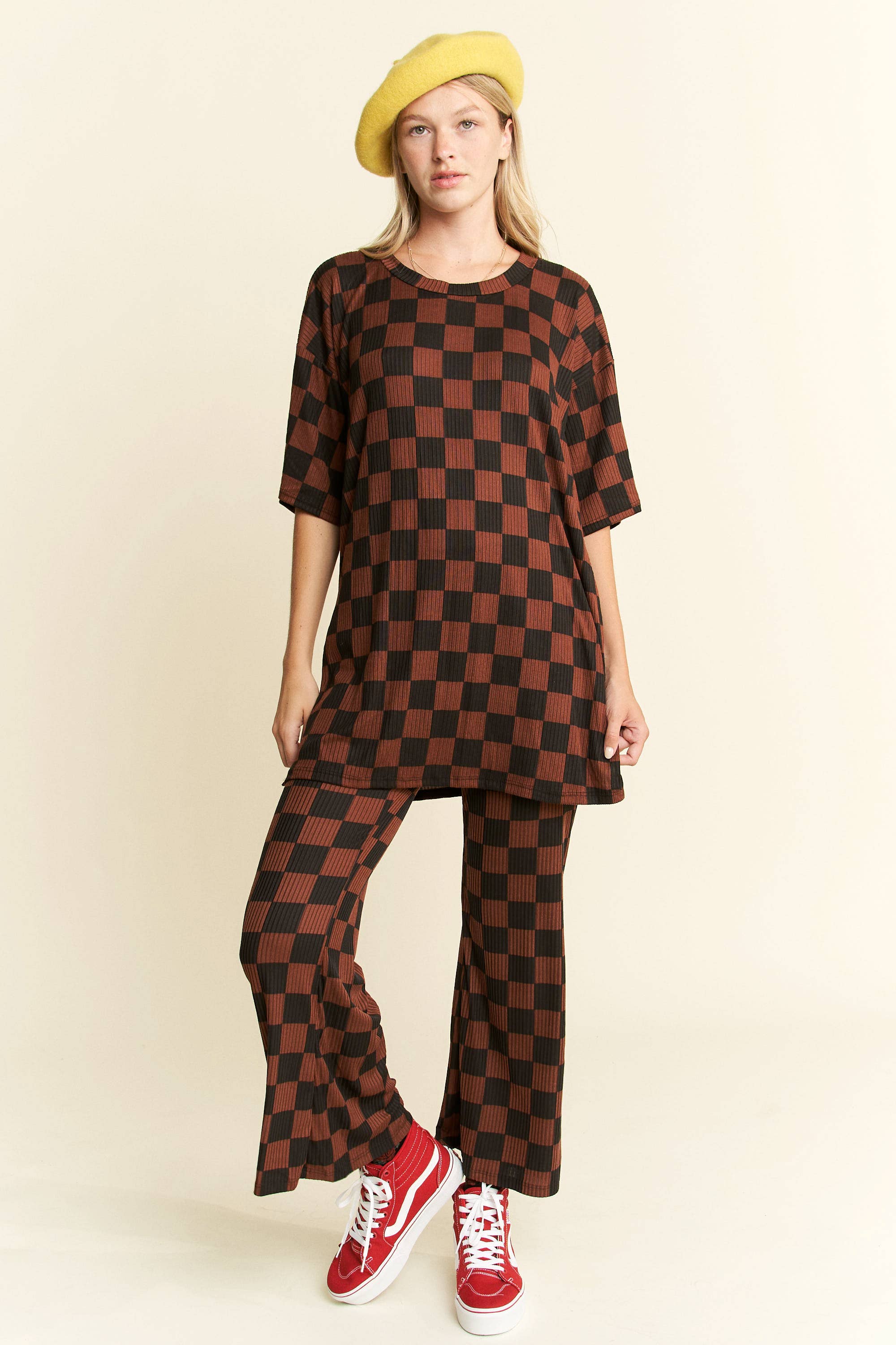 RIBBED CHECKERED PRINT TOP/STRAIGHT LEG PANTS SET: MOCHA/BLACK - XAYUYUE