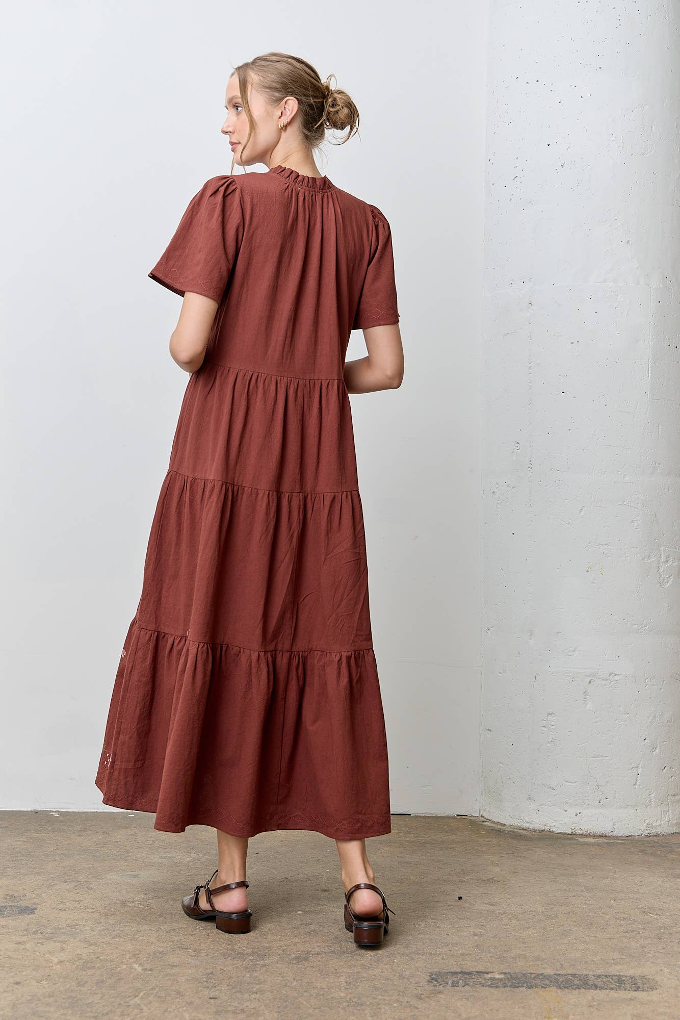 CROSS STITCH MAXI DRESS: BURGUNDY - XAYUYUE