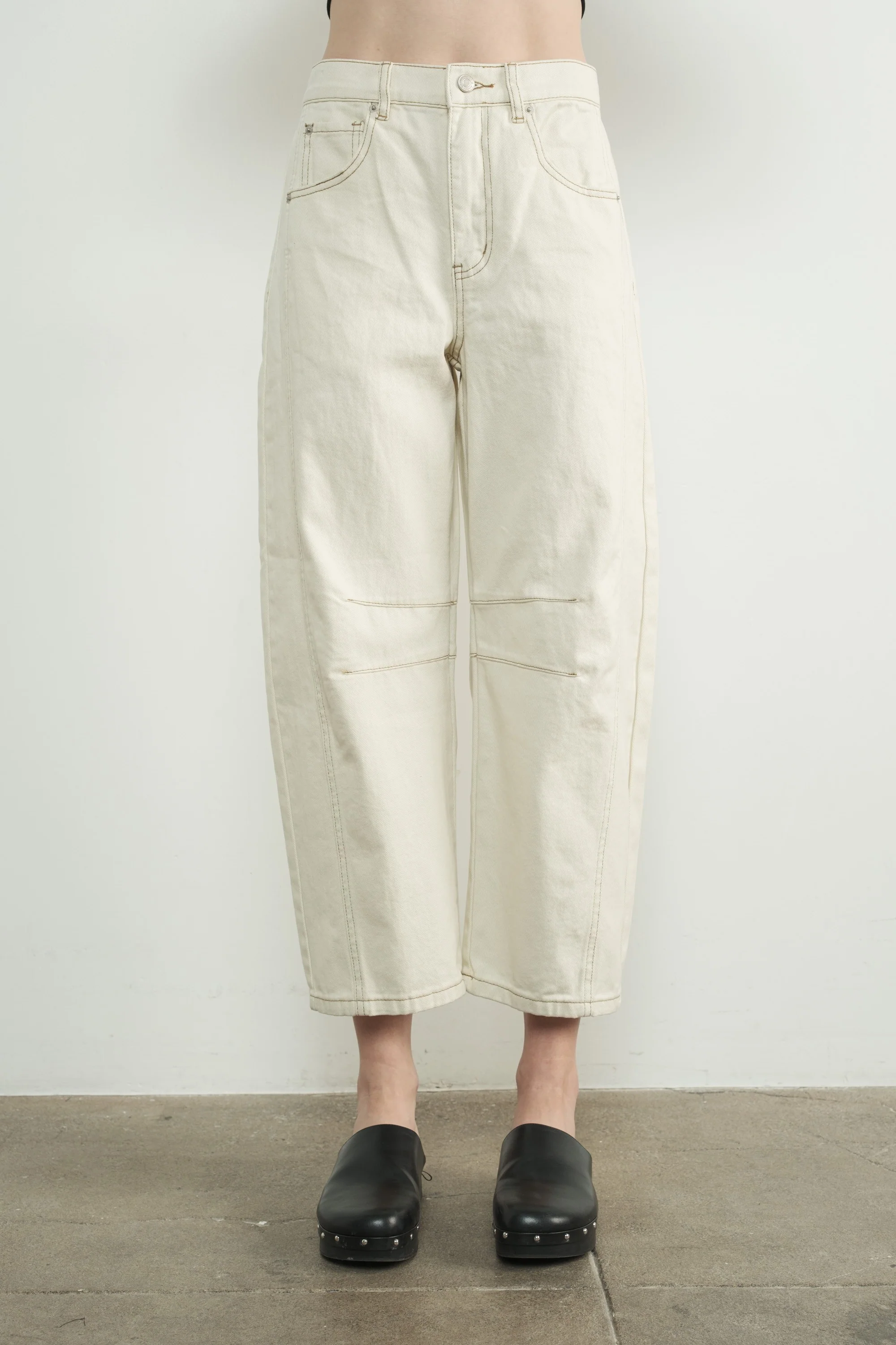 Mid Rise Barrel Slouchy Jean - XAYUYUE