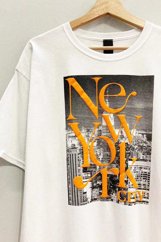 New York Puff Paint Tee - XAYUYUE