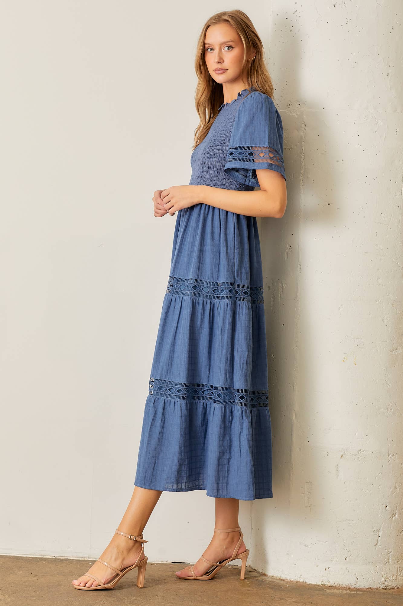 Smocked Bodice Maxi Dress W/ Lace Trim - XAYUYUE