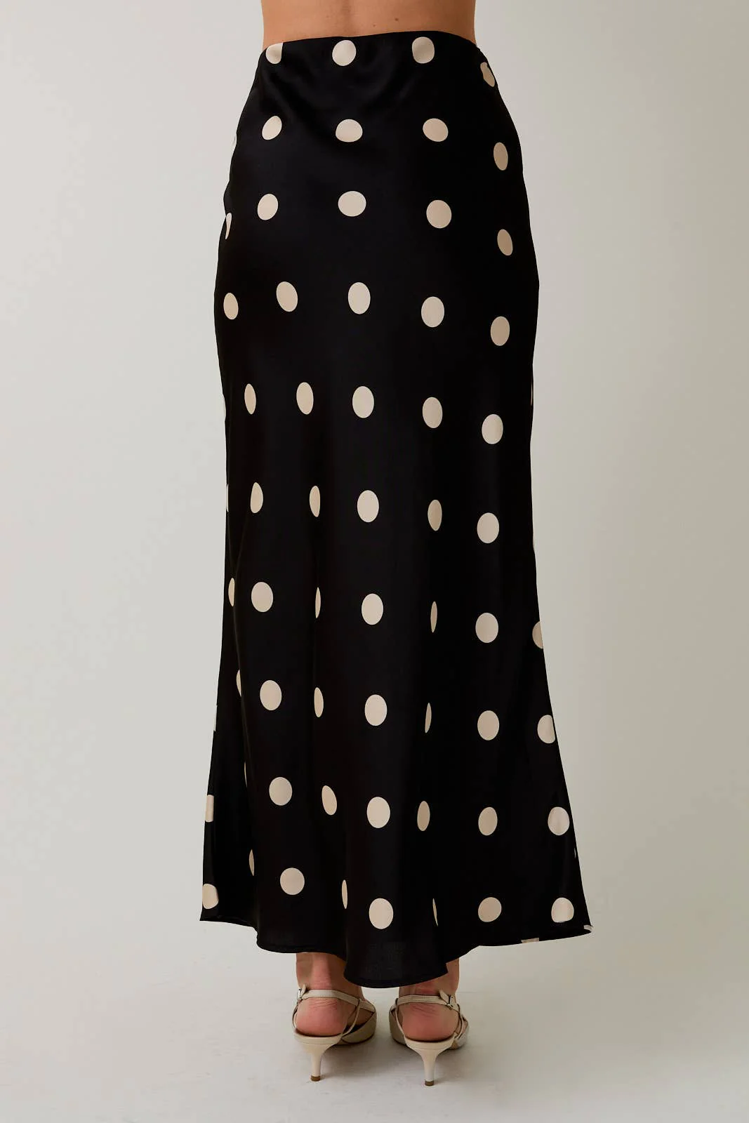 SATIN MIDI SKIRT IN POLKA DOT: BLACK-CREAM DOT - XAYUYUE