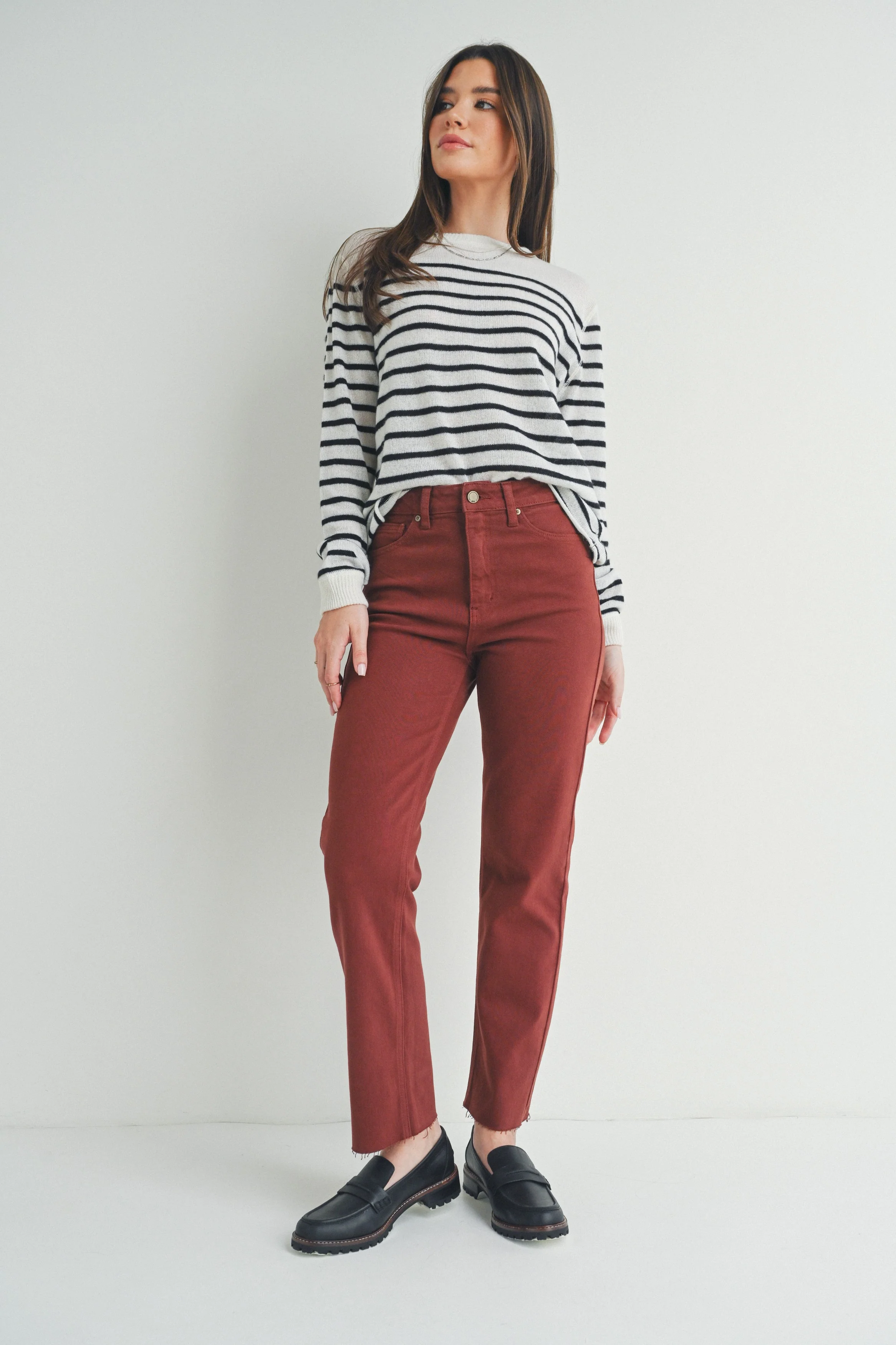 Cut Off Straight Leg Jeans - XAYUYUE