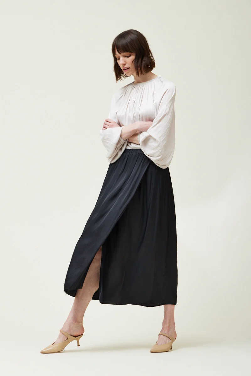 Overlap Satin Skirt - XAYUYUE