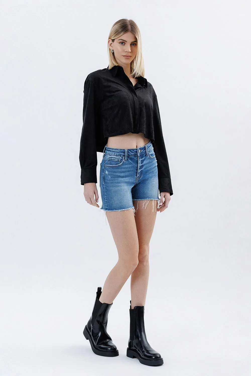 High Rise Raw Hem Denim Shorts - XAYUYUE