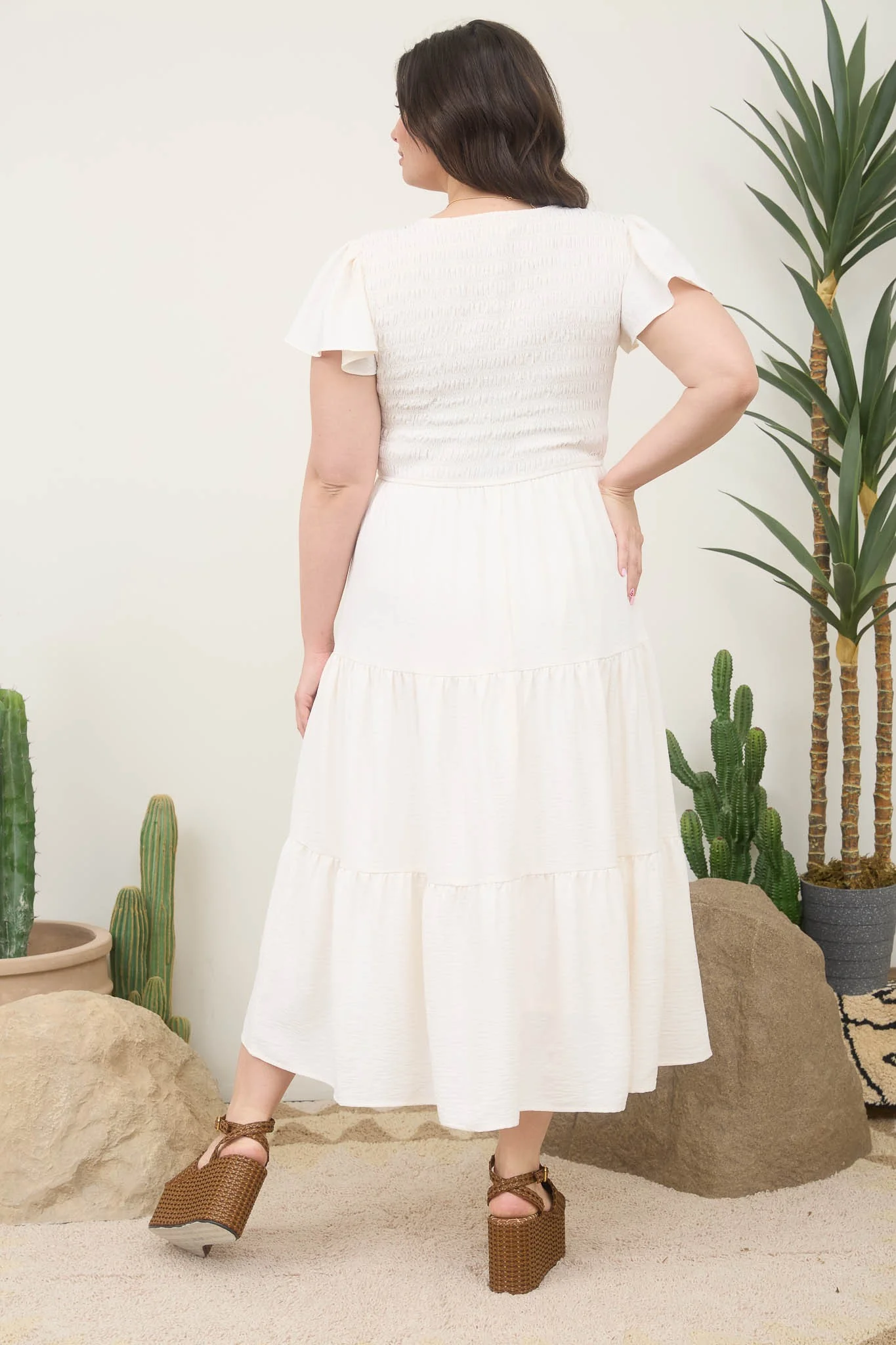 Flutter Sleeve Midi Dress (Extended Sizes) - XAYUYUE