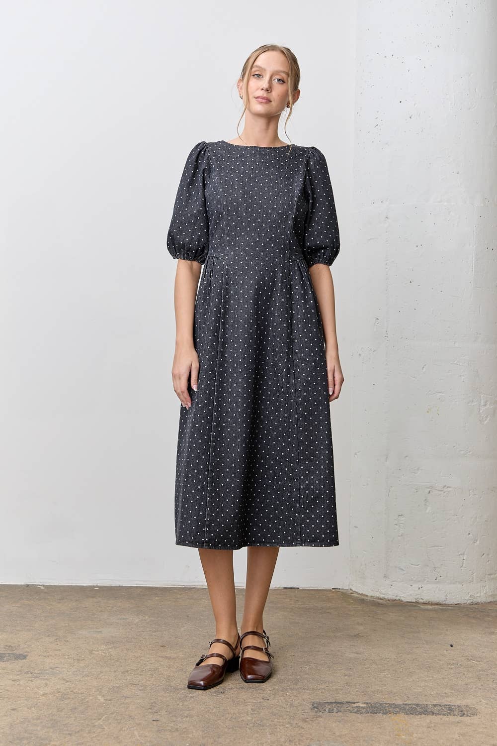 Denim Polkadot Bubble Sleeve Midi Dress: BLACK DENIM - XAYUYUE