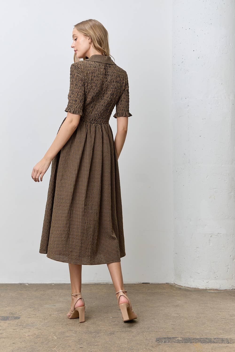 GINGHAM BUTTON UP MIDI DRESS: DARK BROWN/NAVY - XAYUYUE