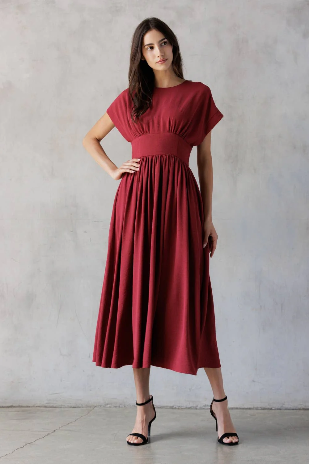 ELEGANT MIDI DRESS: WINE RED - XAYUYUE