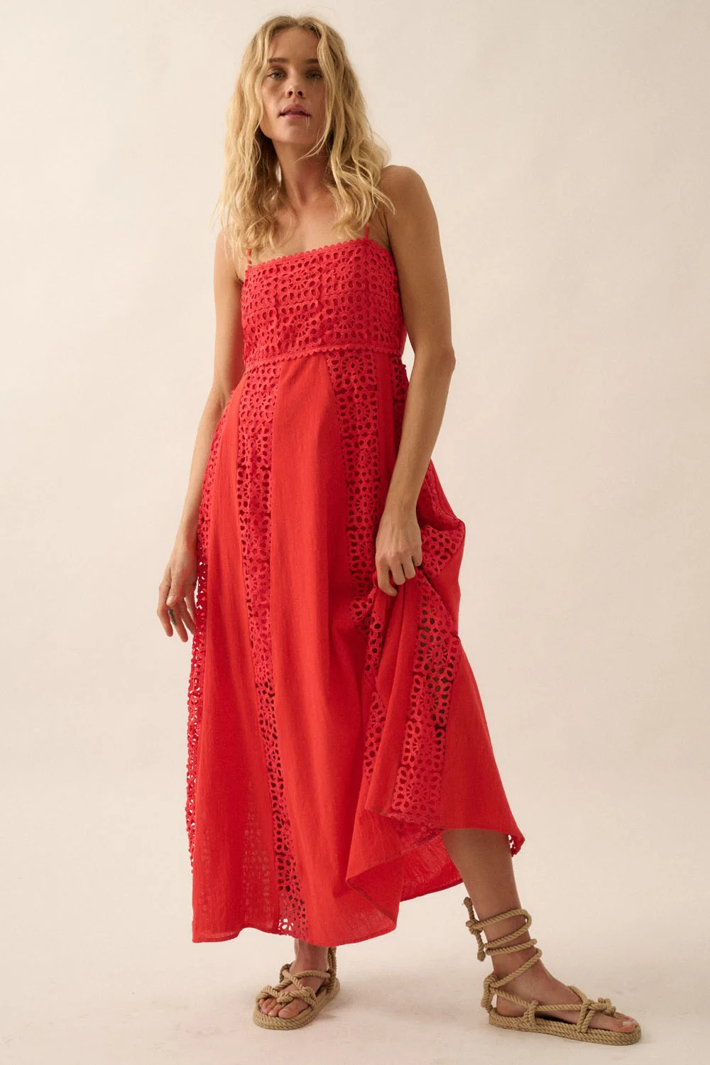 Crochet Lace And Crepe Paneled Maxi Dress - XAYUYUE
