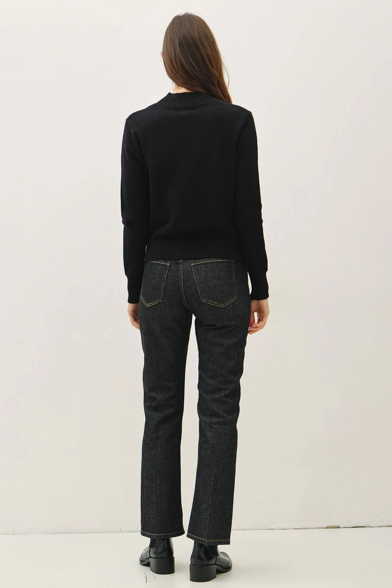 MOCKNECK CLASSIC CUT SWEATER - XAYUYUE