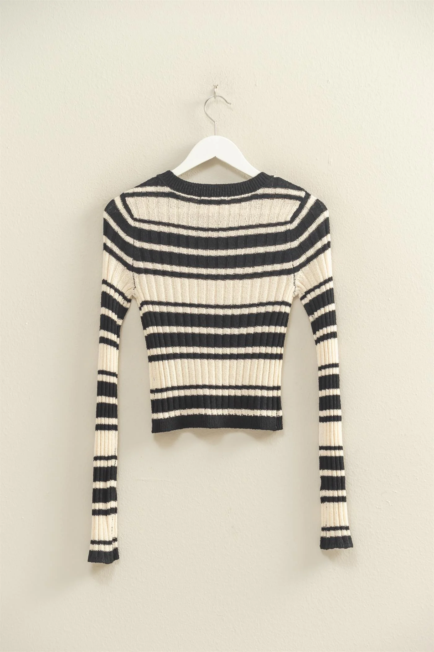 Horizontal Striped Crew Neck Sweater - XAYUYUE