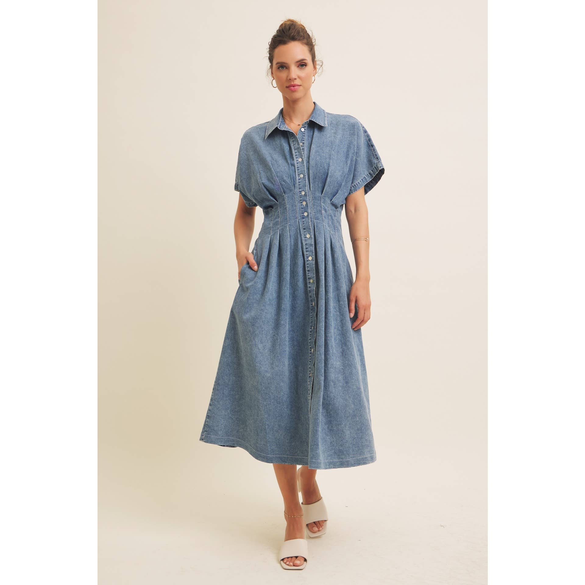 STRETCHY DENIM MIDI DRESS WITH MINERAL-WASHED: WASHED DENIM / L - XAYUYUE