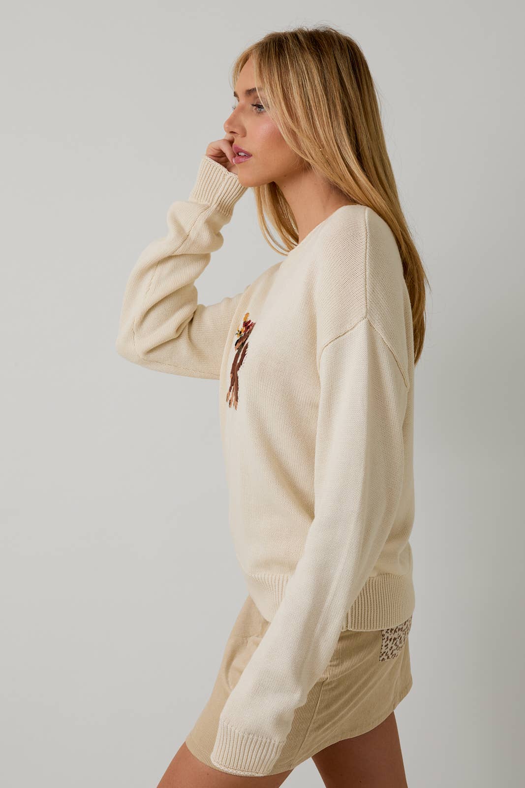 ROUND ROLL UP NECK & SLEEVE 