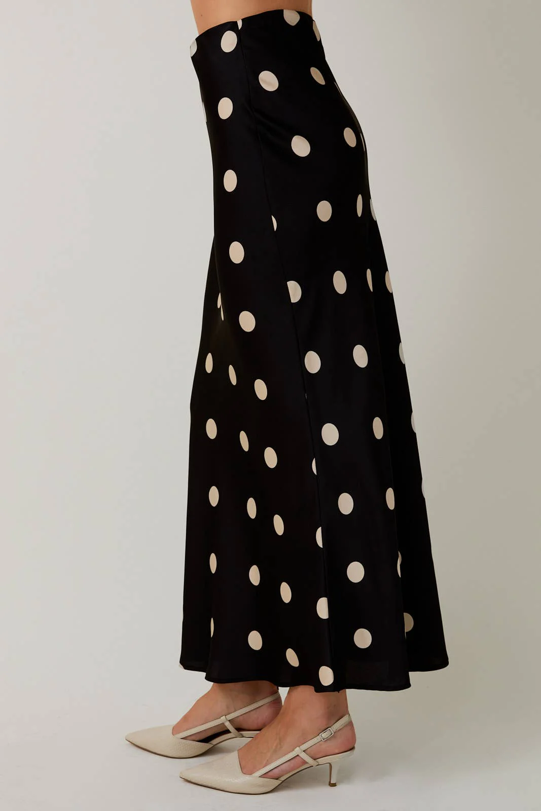 SATIN MIDI SKIRT IN POLKA DOT: BLACK-CREAM DOT - XAYUYUE