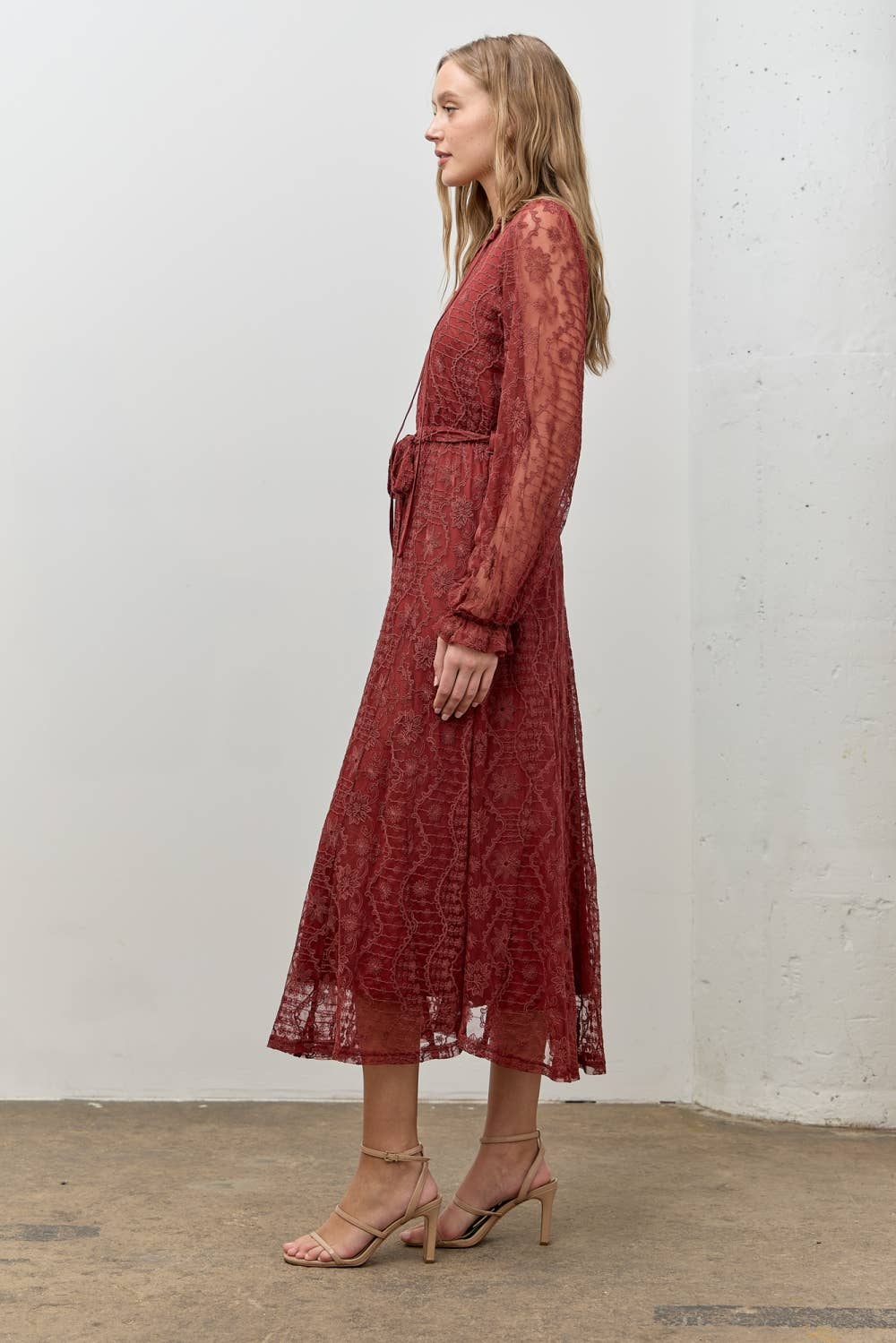 LONG SLEEVE LACE LONG MIDI DRESS: RED BROWN - XAYUYUE