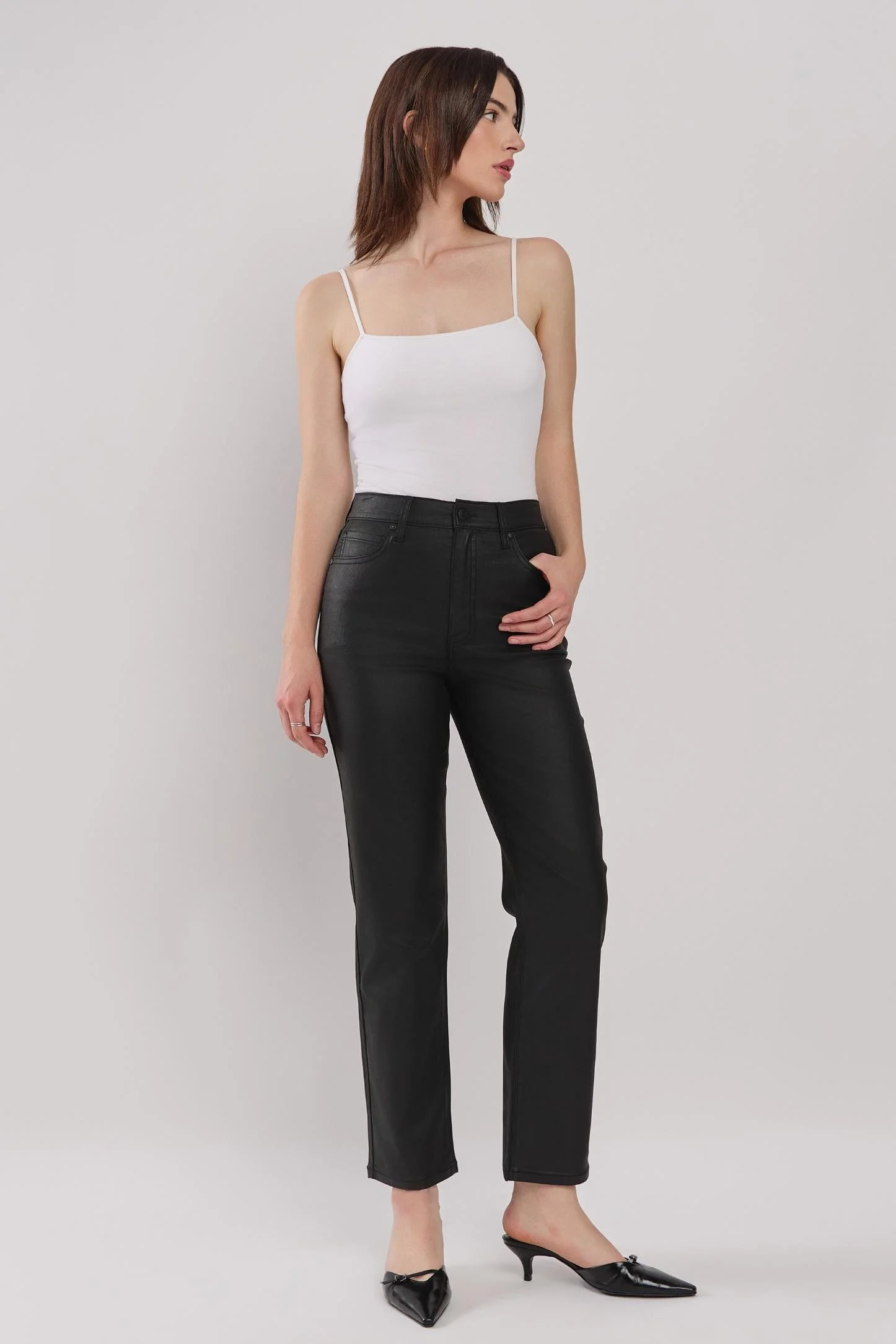 Olsen Coated Straight Jeans - XAYUYUE