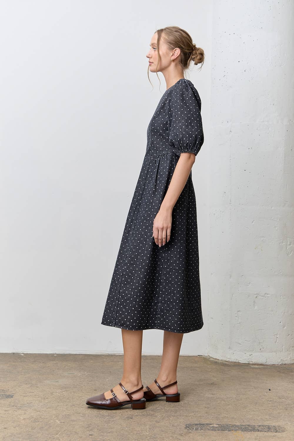 Denim Polkadot Bubble Sleeve Midi Dress: BLACK DENIM - XAYUYUE