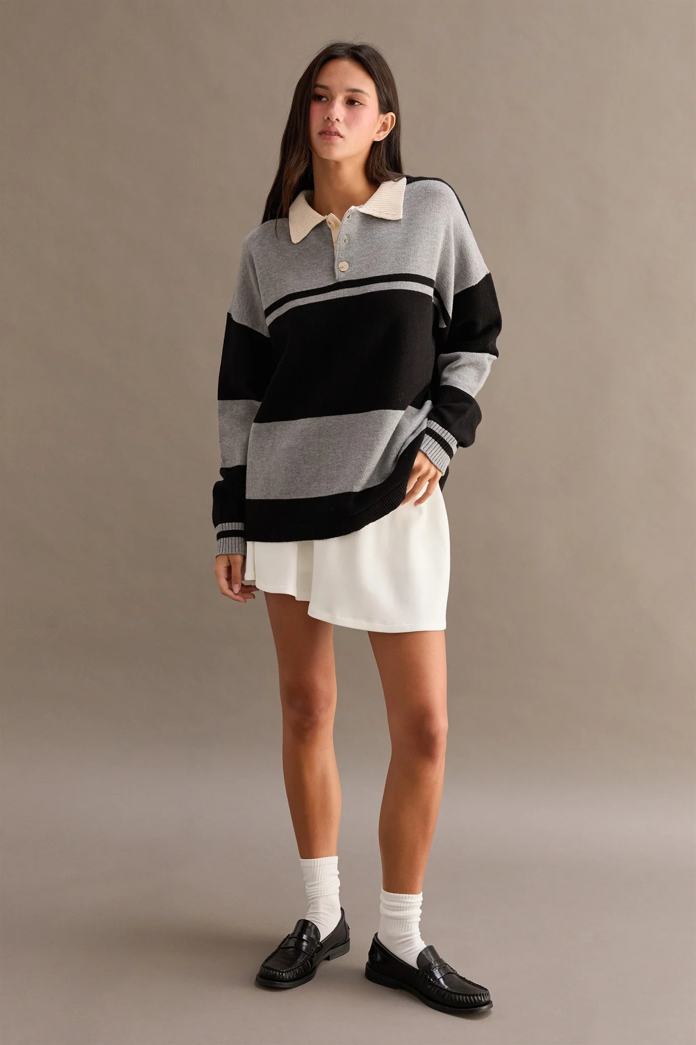 Contrasting Striped Sweater With Polo Collar - XAYUYUE