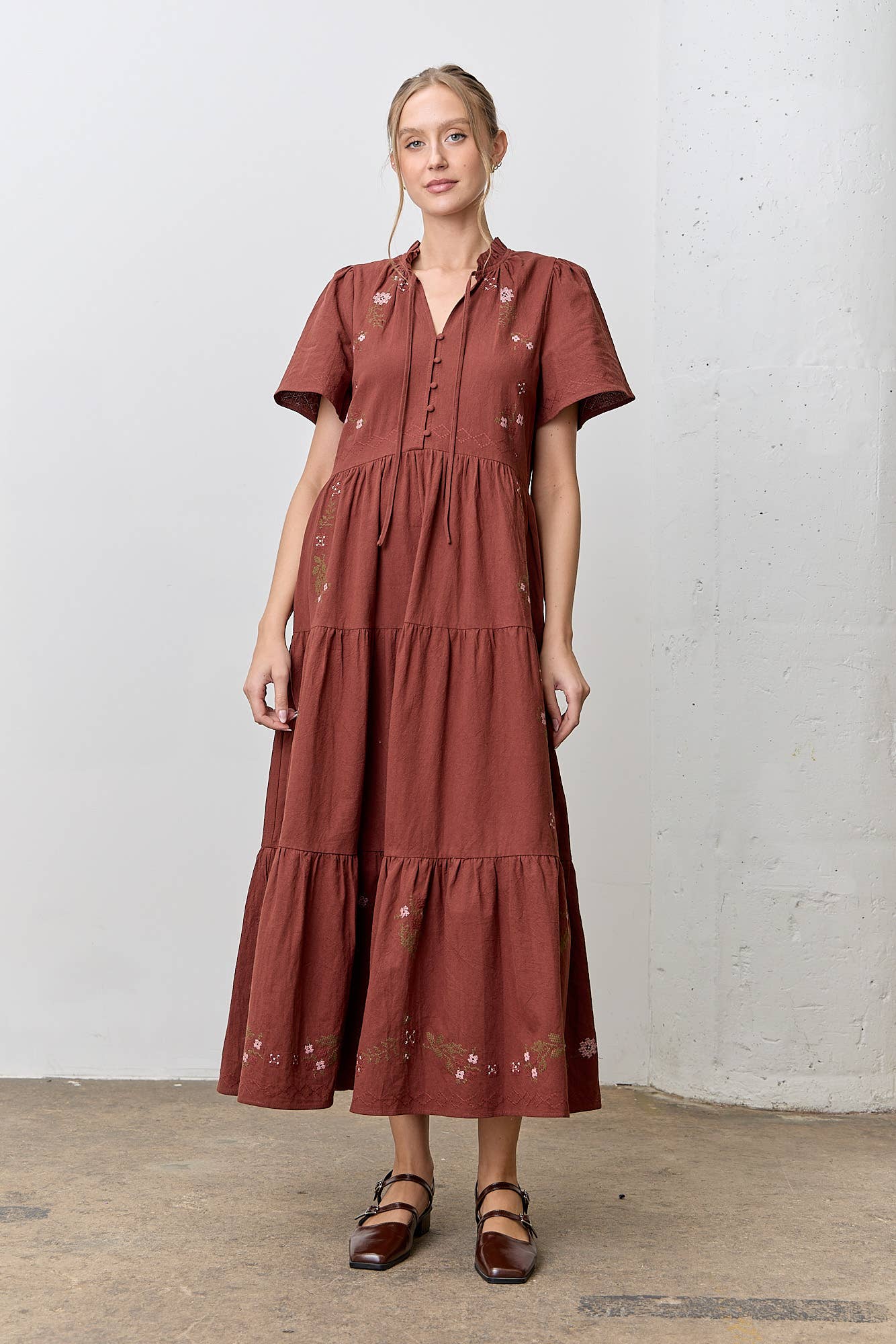 CROSS STITCH MAXI DRESS: BURGUNDY - XAYUYUE