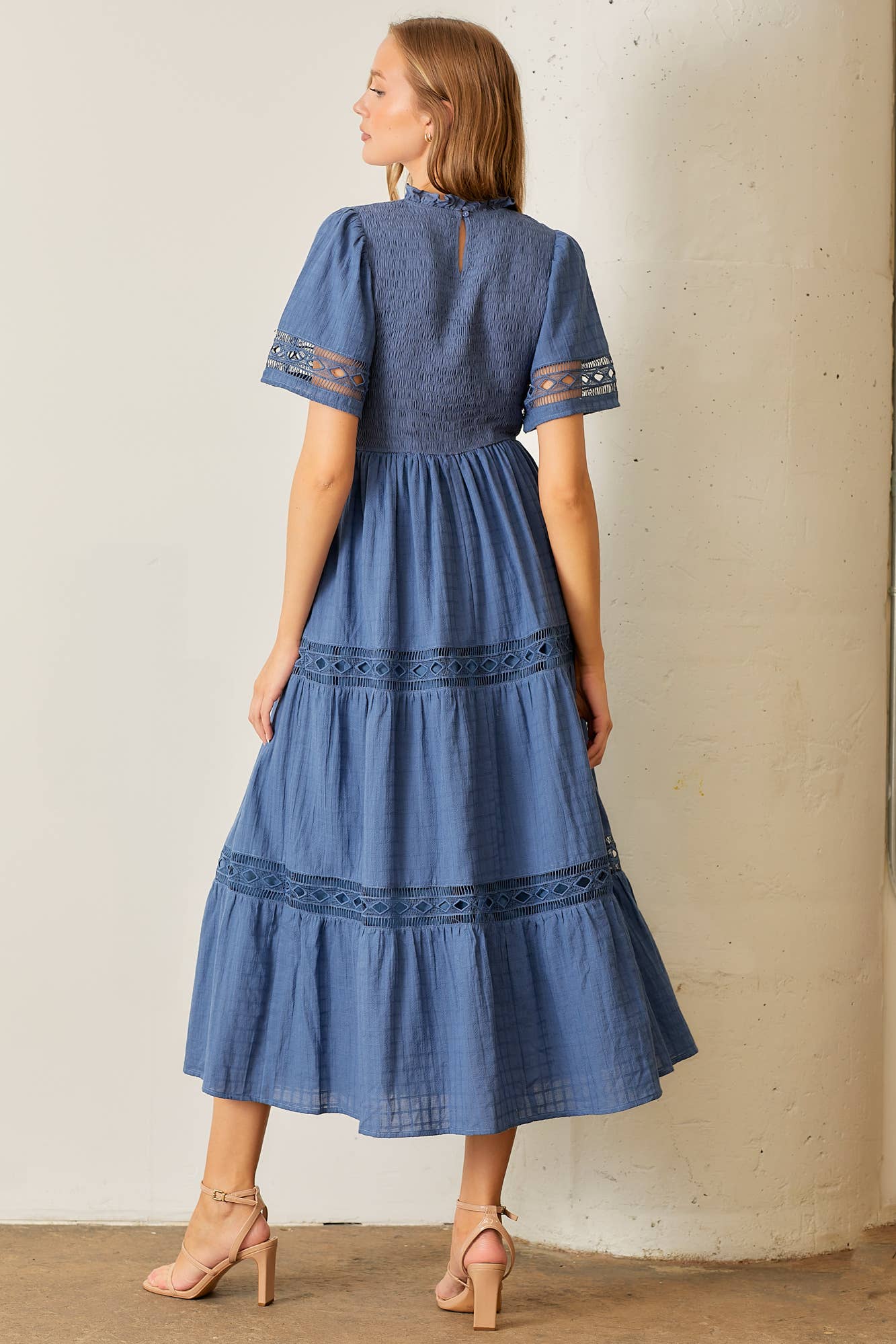 Smocked Bodice Maxi Dress W/ Lace Trim - XAYUYUE