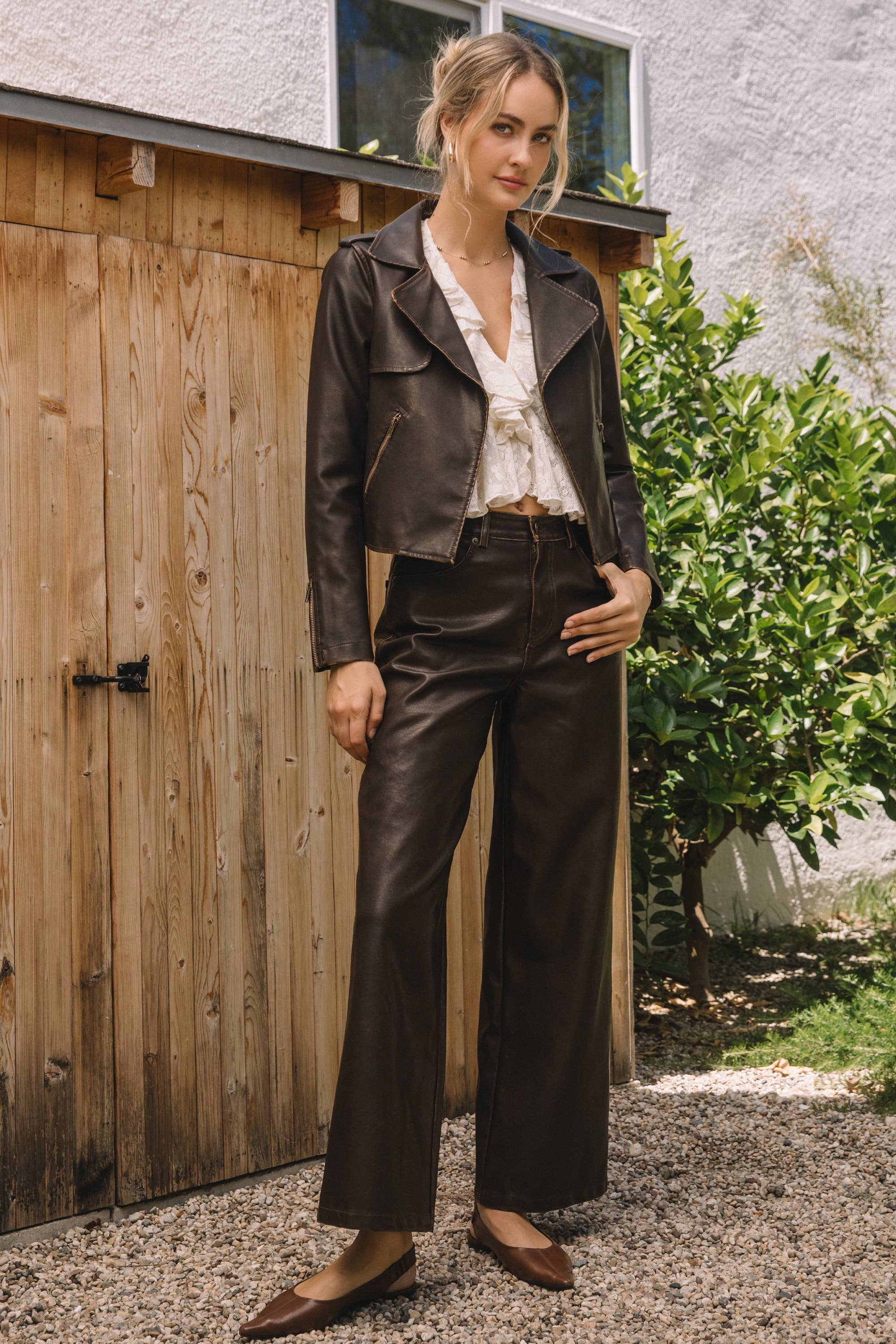 Distressed Faux Leather Moto Jacket: COCO BROWN / - XAYUYUE