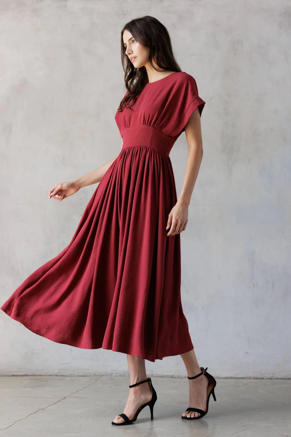 ELEGANT MIDI DRESS: WINE RED - XAYUYUE