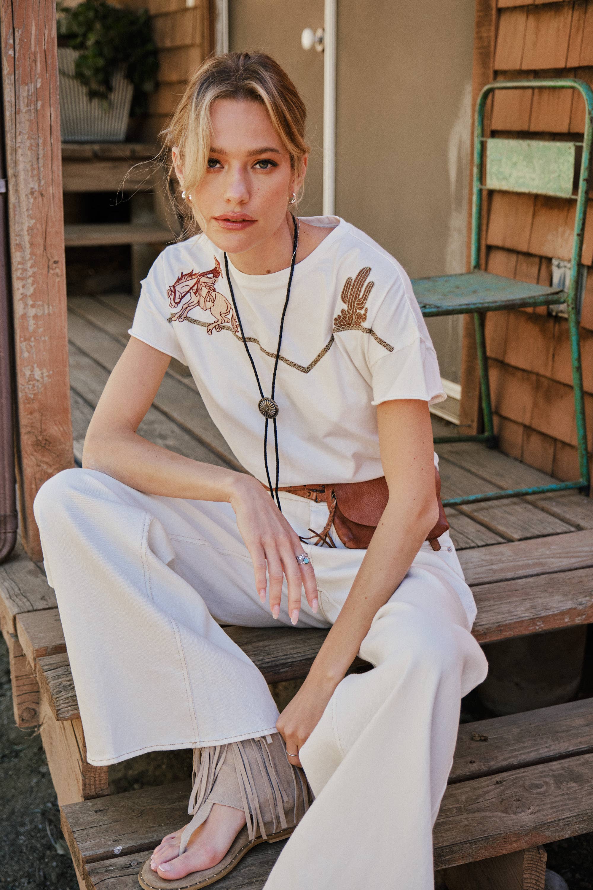Embroidered Shoulder Western Yoke T-Shirt: OFF WHITE - XAYUYUE