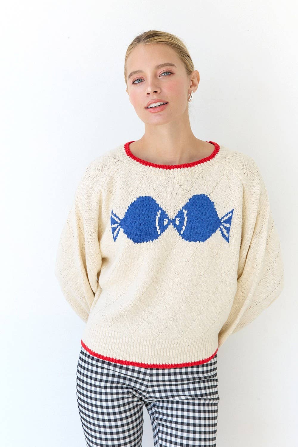Kissing Fish Sweater - XAYUYUE